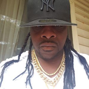 Meet your Posher, Julio